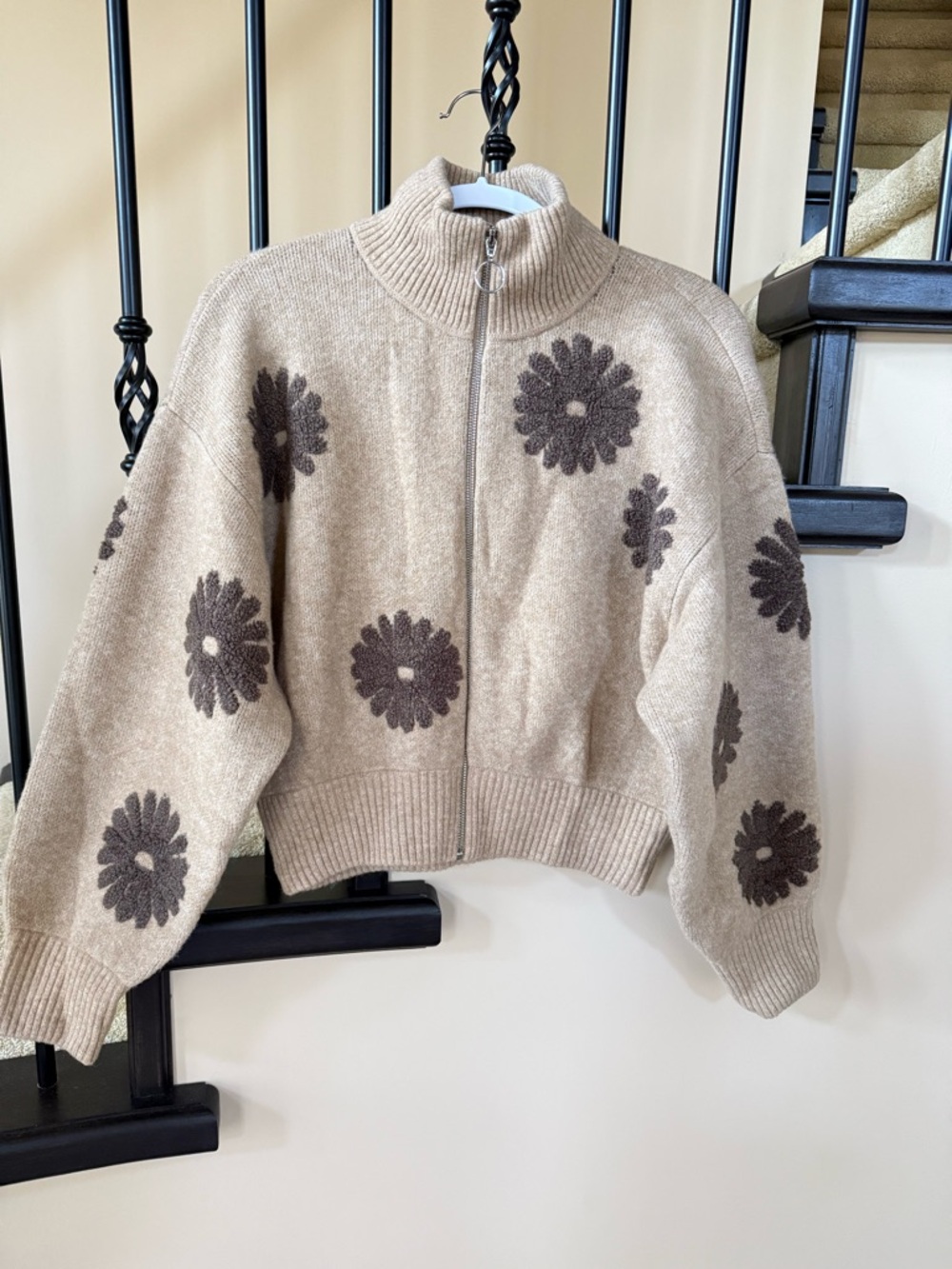 Sandro floral-appliqué zip-up cardigan - Picture 3 of 8